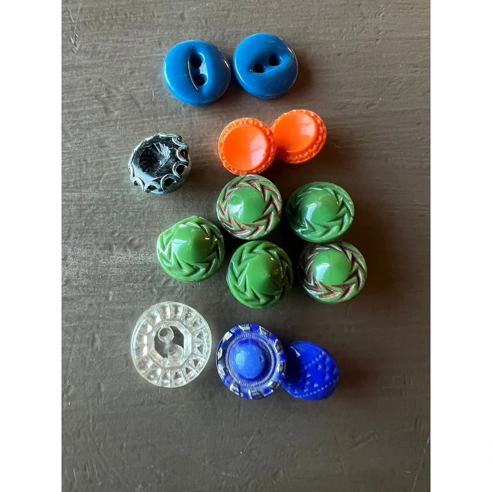 Vintage Glass Buttons Lot 12pc Carved Art Deco Czech Retro Upcycled MCM Crafts